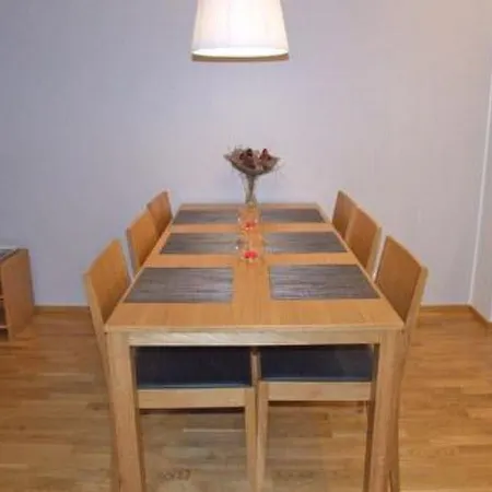 Holiday Ski Chalets 64, 1304 Рука