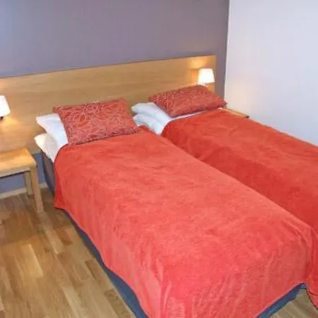 Holiday Ski Chalets 64, 1304