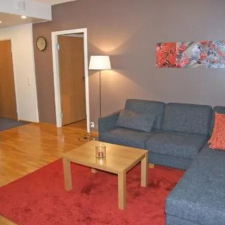 Дом отдыха Holiday Ski Chalets 64, 1304